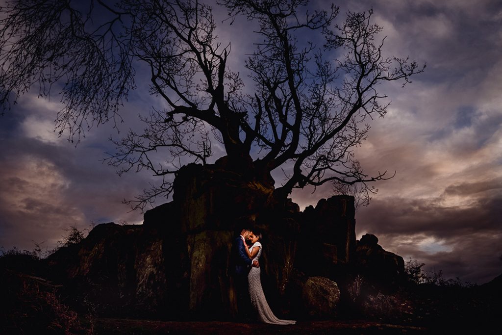 Wedding couple in Bradgate park