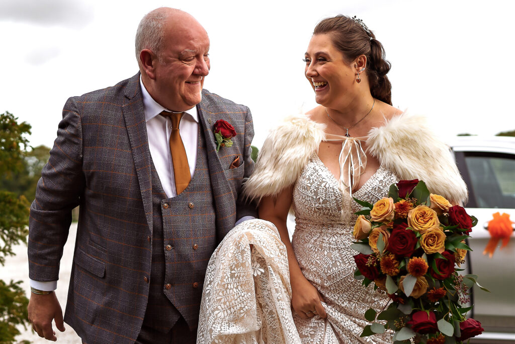 Bride arriving with dad