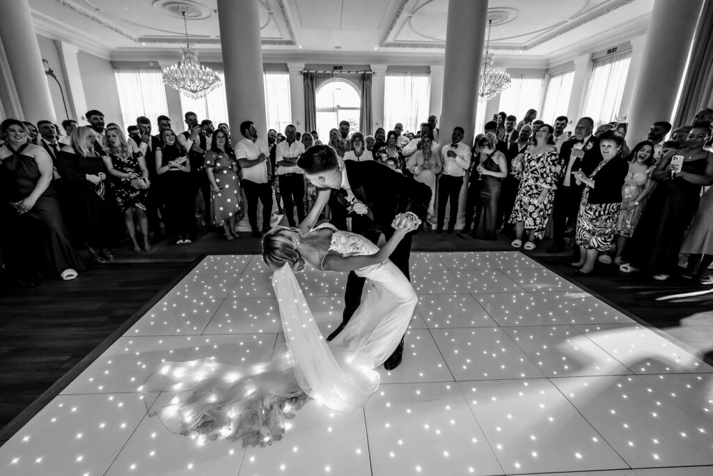 Wedding couples dancing