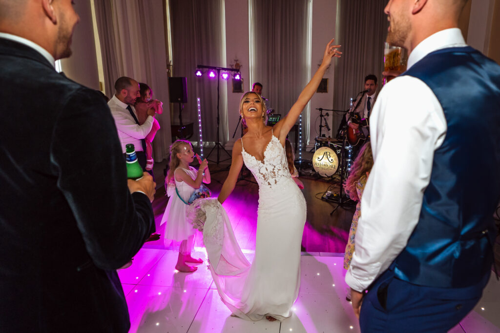 Wedding couples dancing