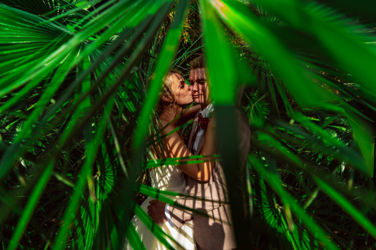 Wedding couple in garden